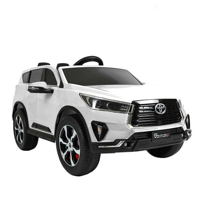Toyota innova car 🚗